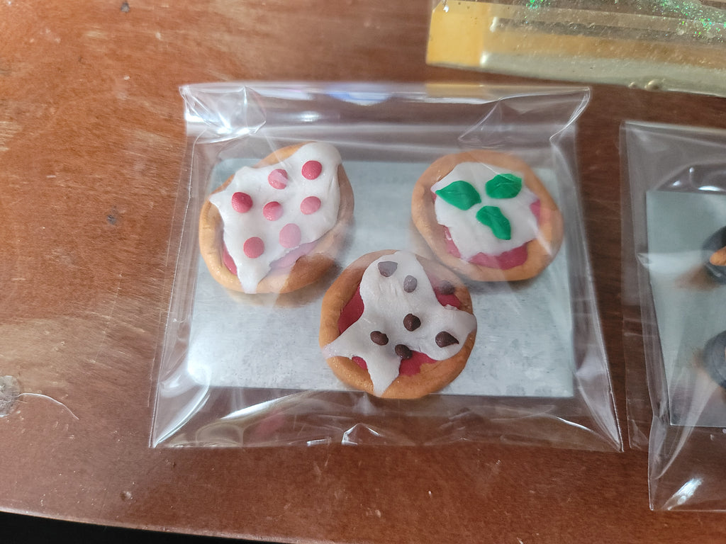 Assorted Pizza Magnets
